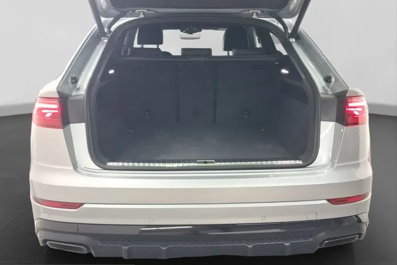 Audi Q8 din 2025 cu 4.500 km - oferta AUD257419 - foto 16