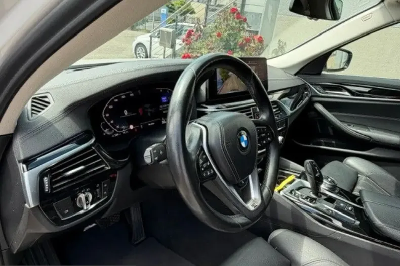 BMW 530 (Seria 5) din 2021 cu 113.000 km - oferta BMW257423 - foto 10