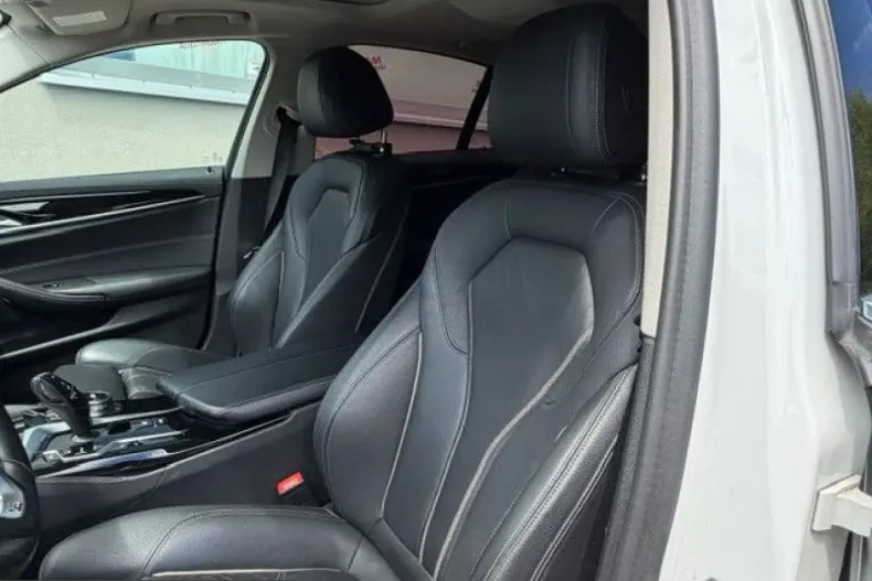 BMW 530 (Seria 5) din 2021 cu 113.000 km - oferta BMW257423 - foto 21