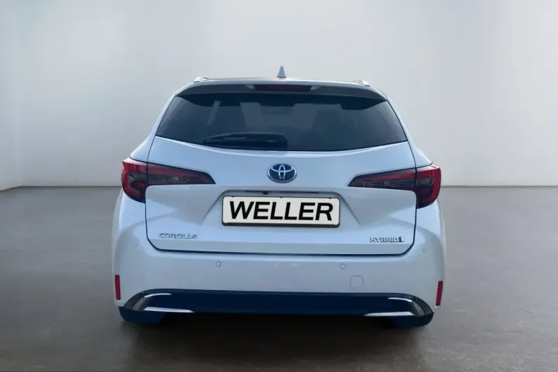 Toyota Corolla din 2023 cu 44.116 km - oferta TOY257428 - foto 4