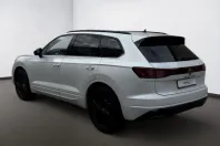 Volkswagen Touareg din 2024 cu 39.934 km - oferta VOL257430 - foto 4