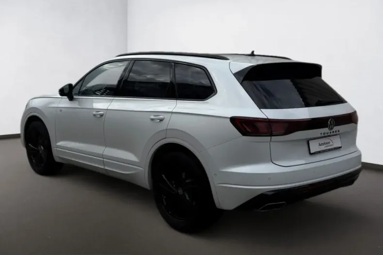 Volkswagen Touareg din 2024 cu 39.934 km - oferta VOL257430 - foto 4