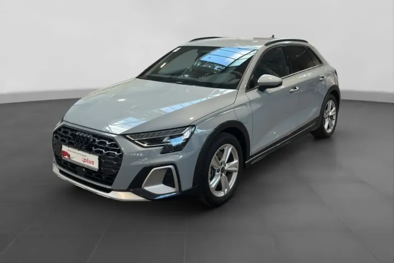 Audi A3 din 2025 cu 6.404 km - oferta AUD257431 - foto 1