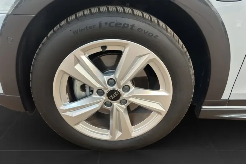 Audi A3 din 2025 cu 6.404 km - oferta AUD257431 - foto 6