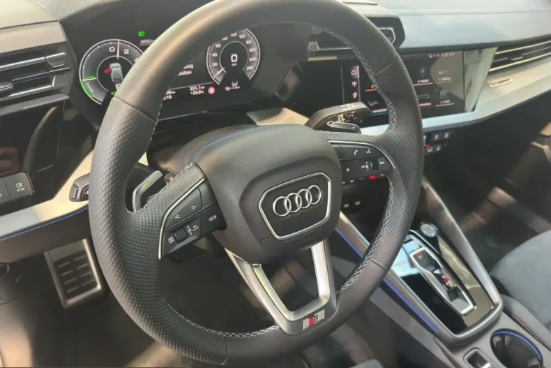 Audi A3 din 2025 cu 6.404 km - oferta AUD257431 - foto 8