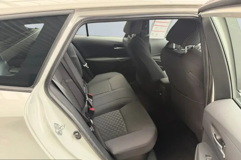 Toyota Corolla din 2025 cu 19.589 km - oferta TOY257433 - foto 16