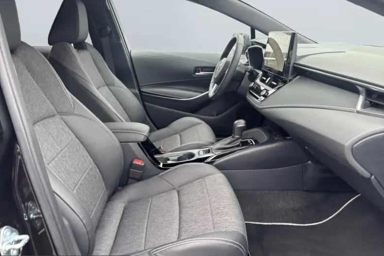 Toyota Corolla din 2025 cu 17.890 km - oferta TOY257434 - foto 18