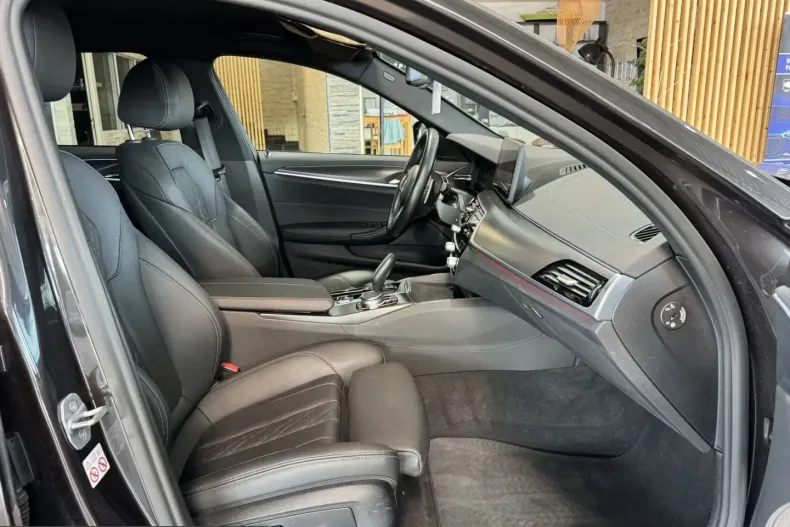BMW 530 (Seria 5) din 2022 cu 66.897 km - oferta BMW257441 - foto 18