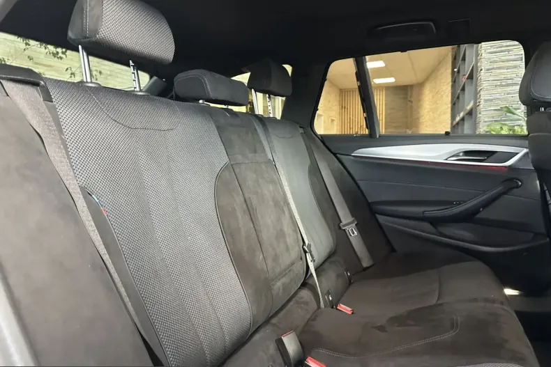BMW 530 (Seria 5) din 2022 cu 68.703 km - oferta BMW257452 - foto 21