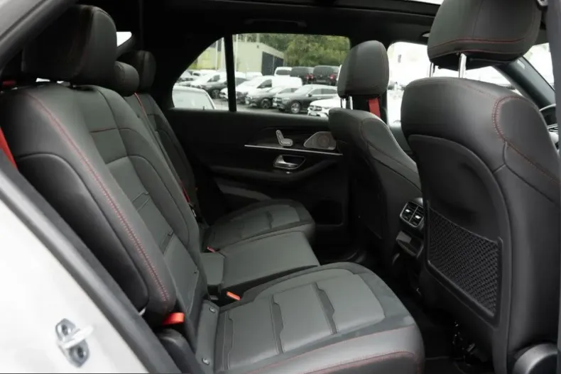 Mercedes-Benz GLE 53 AMG (Clasa GLE) din 2026 cu 14.628 km - oferta MER257453 - foto 4
