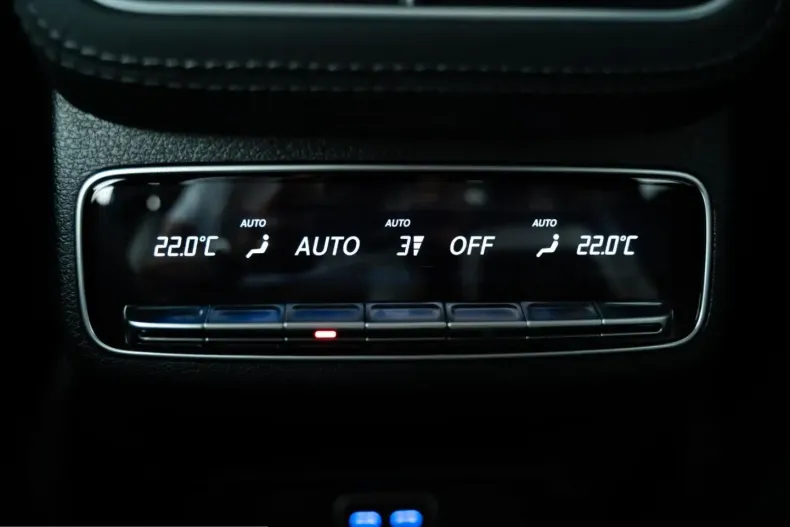 Mercedes-Benz GLE 63 AMG (Clasa GLE) din 2026 cu 19.000 km - oferta MER257454 - foto 19