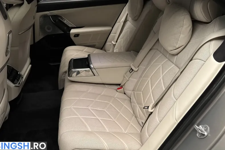 BMW 750 (Seria 7) din 2022 cu 92.500 km - oferta BMW257465 - foto 32
