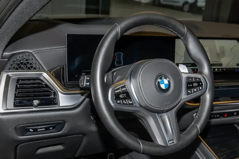 BMW X6 (Seria X) din 2025 cu 14.100 km - oferta BMW257470 - foto 20