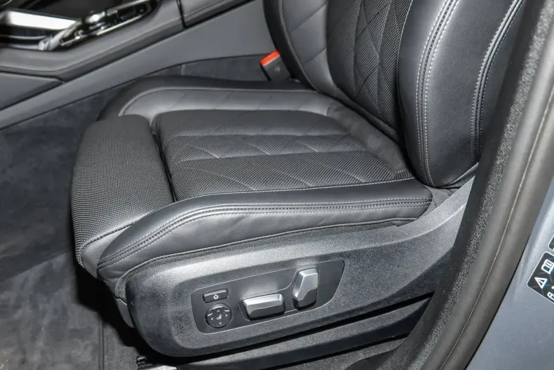 BMW X6 (Seria X) din 2025 cu 14.100 km - oferta BMW257470 - foto 21