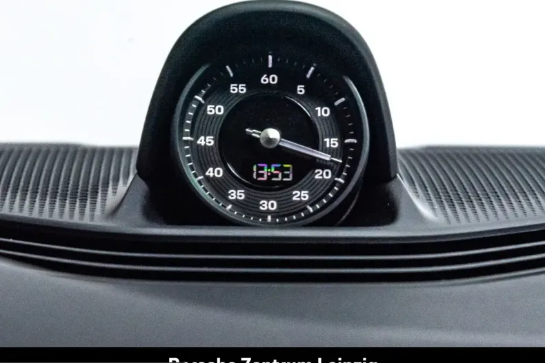Porsche Taycan din 2024 cu 33.601 km - oferta POR257471 - foto 26