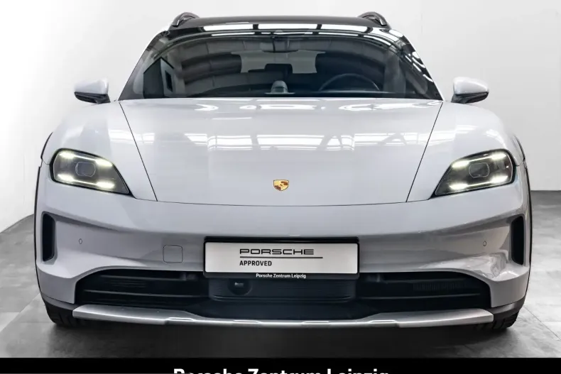 Porsche Taycan din 2024 cu 32.388 km - oferta POR257473 - foto 4