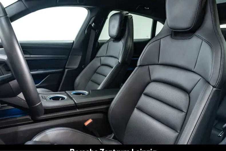 Porsche Taycan din 2024 cu 32.388 km - oferta POR257473 - foto 17