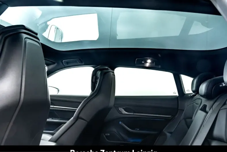 Porsche Taycan din 2024 cu 32.388 km - oferta POR257473 - foto 19