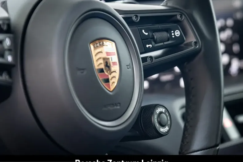 Porsche Taycan din 2024 cu 32.388 km - oferta POR257473 - foto 29
