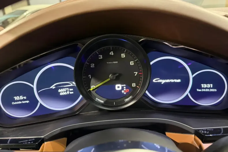 Porsche Cayenne din 2022 cu 72.271 km - oferta POR257475 - foto 20