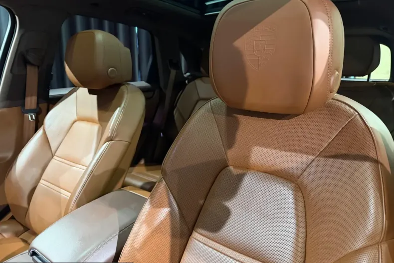 Porsche Cayenne din 2022 cu 72.271 km - oferta POR257475 - foto 25