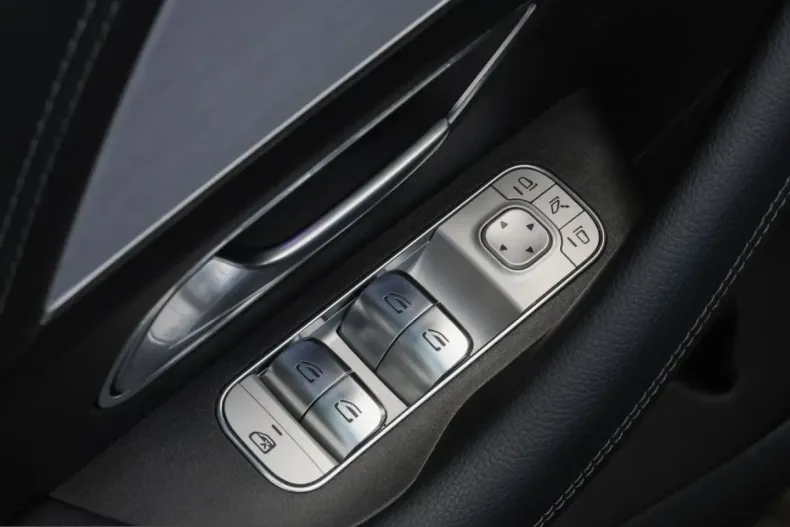 Mercedes-Benz GLE 450 (Clasa GLE) din 2026 cu 10.368 km - oferta MER257477 - foto 15
