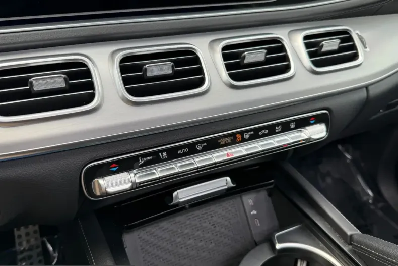 Mercedes-Benz GLE 350 (Clasa GLE) din 2024 cu 49.885 km - oferta MER257511 - foto 19