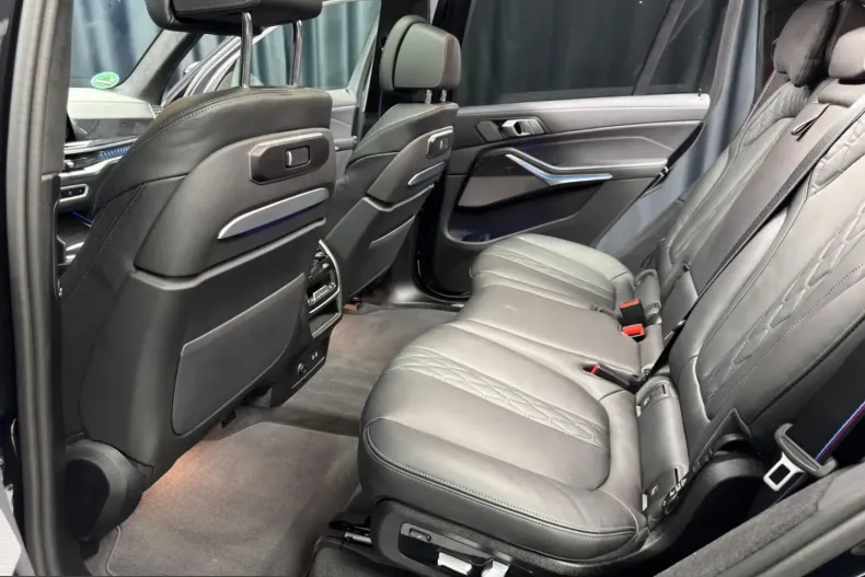 BMW X7 (Seria X) din 2025 cu 20.000 km - oferta BMW257518 - foto 11