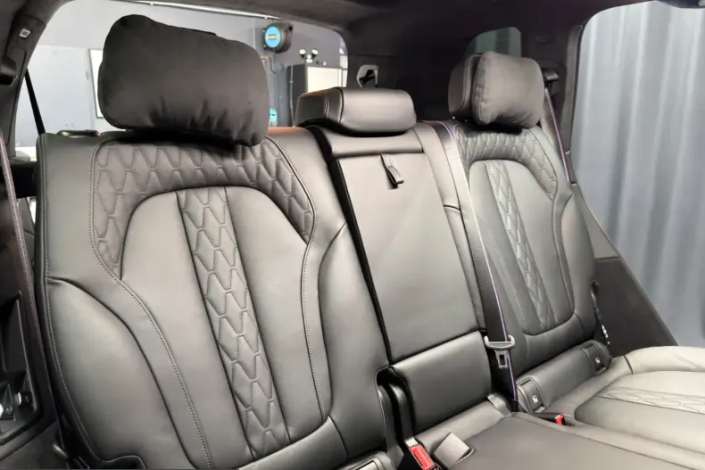 BMW X7 (Seria X) din 2025 cu 20.000 km - oferta BMW257518 - foto 12