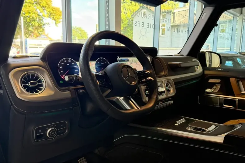 Mercedes-Benz G 450 (Clasa G) din 2025 cu 26.824 km - oferta MER257524 - foto 10