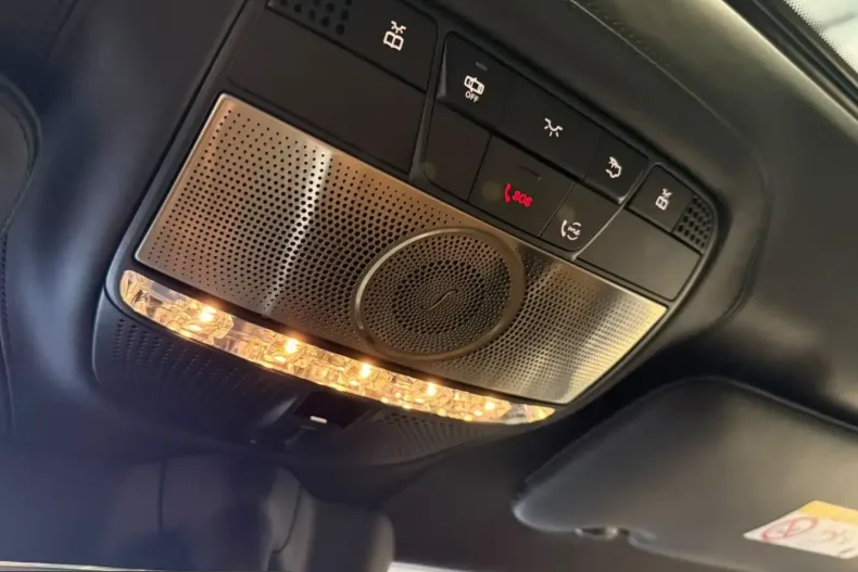 Mercedes-Benz G 450 (Clasa G) din 2025 cu 26.824 km - oferta MER257524 - foto 25