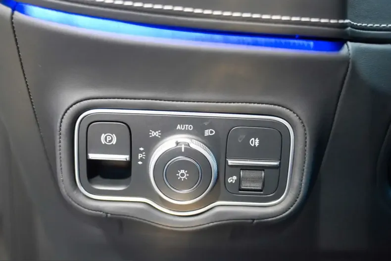 Mercedes-Benz G 500 (Clasa G) din 2024 cu 14.269 km - oferta MER257534 - foto 18