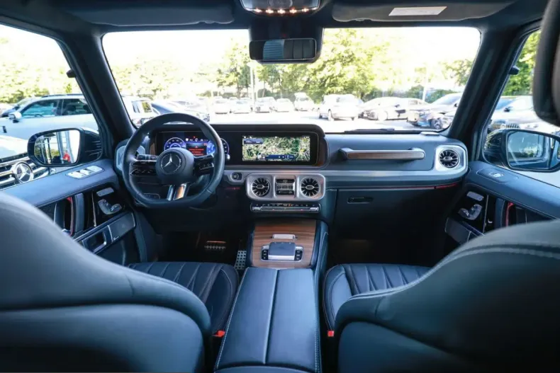 Mercedes-Benz G 580 (Clasa G) din 2025 cu 8.450 km - oferta MER257536 - foto 7