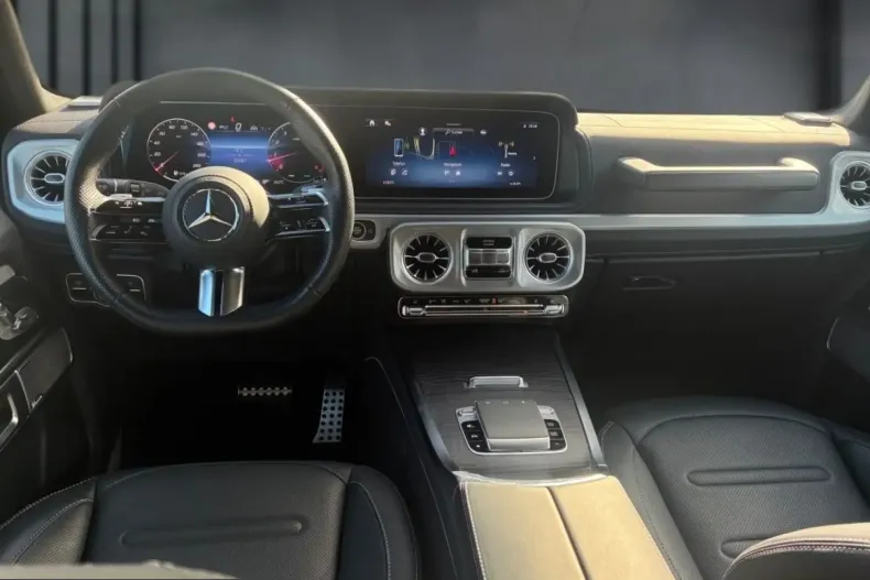 Mercedes-Benz G 500 (Clasa G) din 2024 cu 10.200 km - oferta MER257537 - foto 14