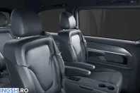 Mercedes-Benz V 300 (Clasa V) din 2025 cu 13.210 km - oferta MER257560 - foto 7