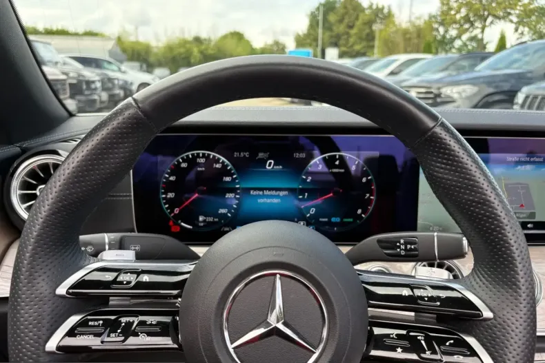 Mercedes-Benz E 450 (Clasa E) din 2023 cu 11.900 km - oferta MER257562 - foto 16