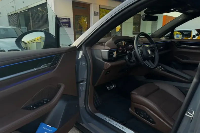 Porsche Macan din 2025 cu 14.800 km - oferta POR257572 - foto 11