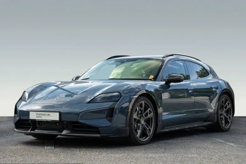 Porsche Taycan din 2025 cu 14.600 km - oferta POR257616 - foto 1