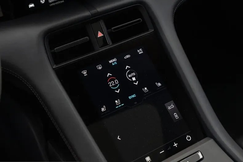 Porsche Taycan din 2025 cu 14.600 km - oferta POR257616 - foto 23