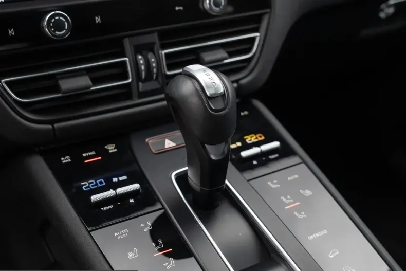 Porsche Macan din 2023 cu 62.600 km - oferta POR257619 - foto 19
