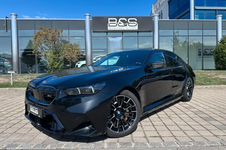 BMW M5 (Seria 5) din 2026 cu 7.800 km - oferta BMW257625 - foto 1