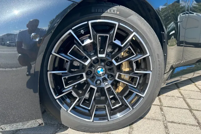 BMW M5 (Seria 5) din 2026 cu 7.800 km - oferta BMW257625 - foto 3