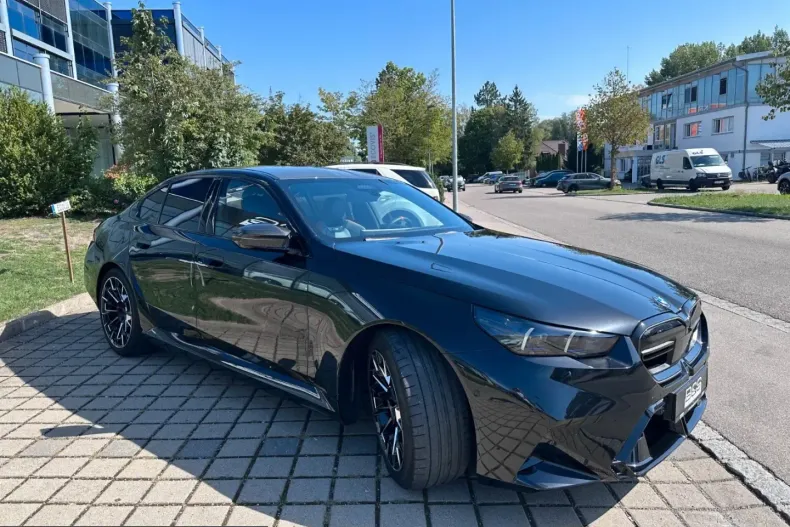 BMW M5 (Seria 5) din 2026 cu 7.800 km - oferta BMW257625 - foto 8