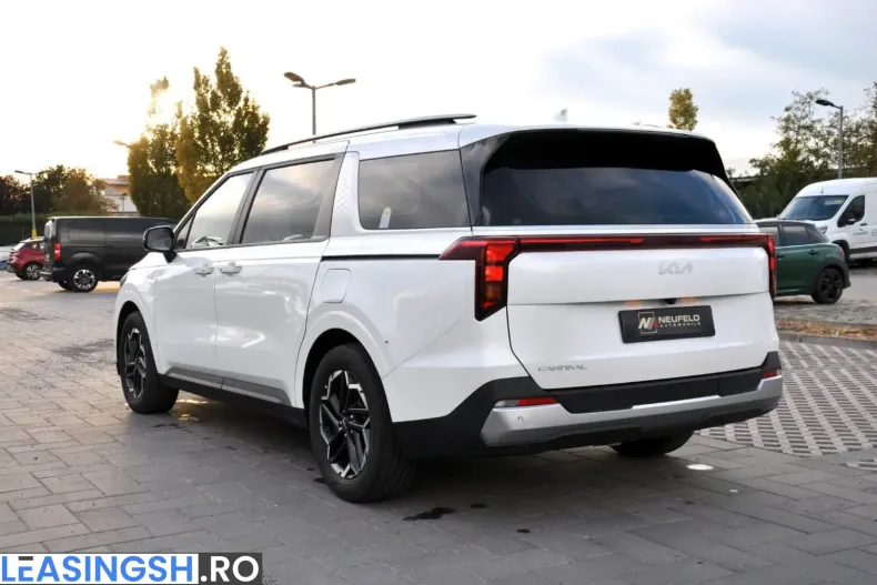 Kia Carnival din 2025 cu 41.000 km - oferta KIA257627 - foto 8
