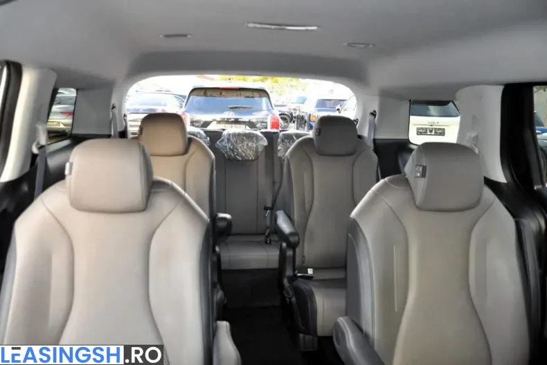 Kia Carnival din 2025 cu 41.000 km - oferta KIA257627 - foto 11