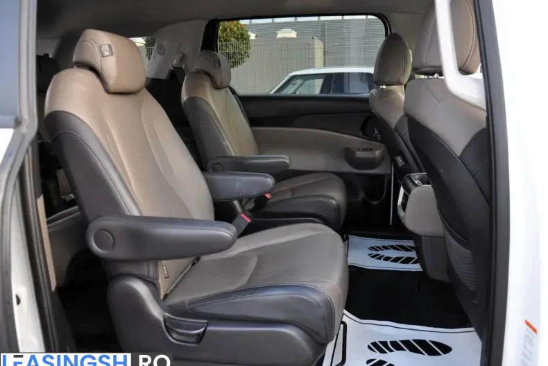 Kia Carnival din 2025 cu 41.000 km - oferta KIA257627 - foto 14