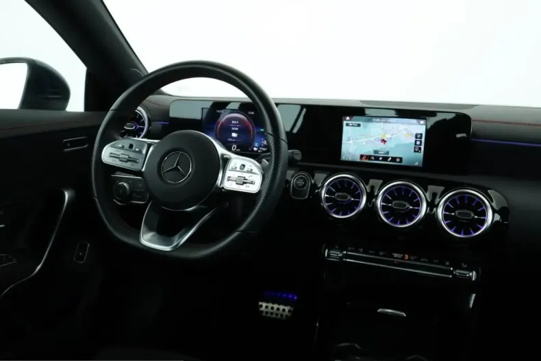 Mercedes-Benz CLA 250 (Clasa CLA) din 2022 cu 26.544 km - oferta MER257636 - foto 6
