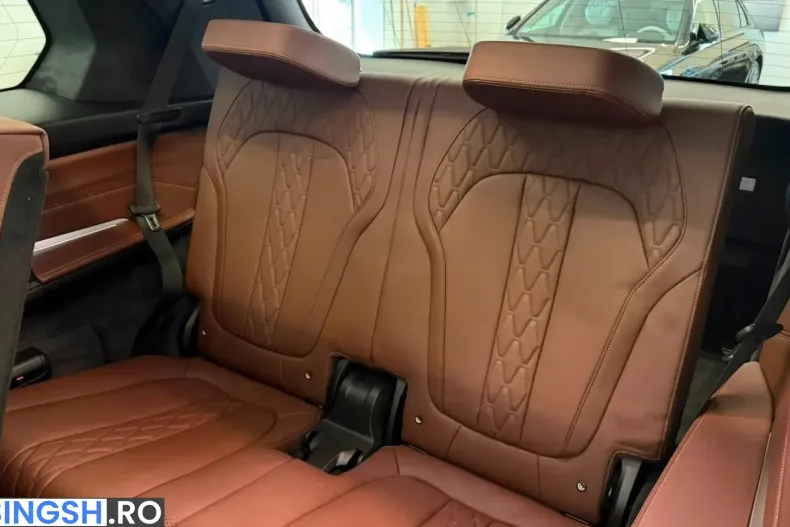 BMW X7 (Seria X) din 2026 cu 11.210 km - oferta BMW257644 - foto 12