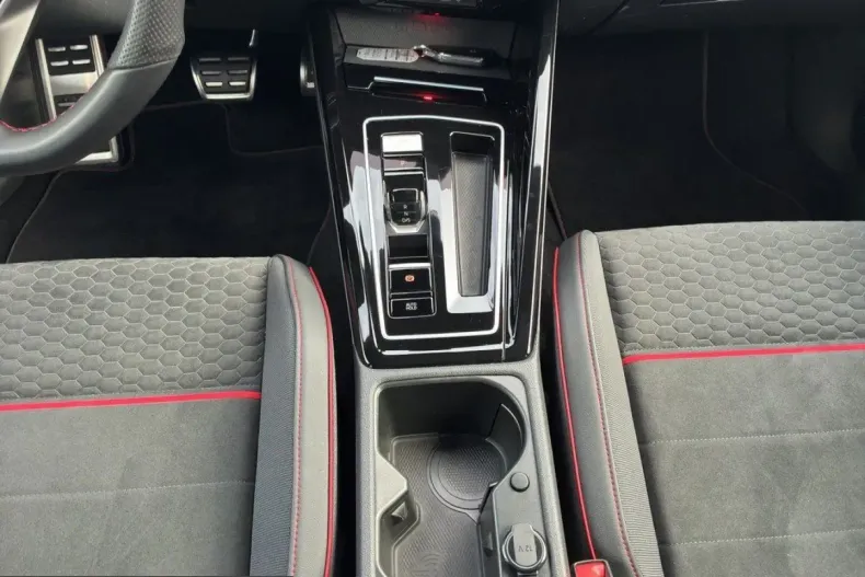 Volkswagen Golf din 2025 cu 18.000 km - oferta VOL257645 - foto 14