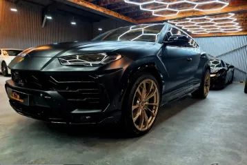 Lamborghini Urus din 2023 - oferta LAM257647